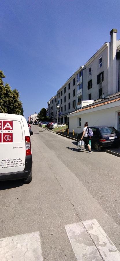 Cute Apartment Marla Art Close To Center Pula Luaran gambar
