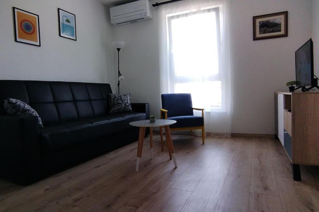 Cute Apartment Marla Art Close To Center Pula Luaran gambar